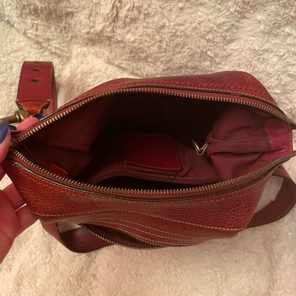 Vintage Rare Coach Leather Chelsea Equestrian Laced Crossbody in Reddish Brown - Picture 10 of 15